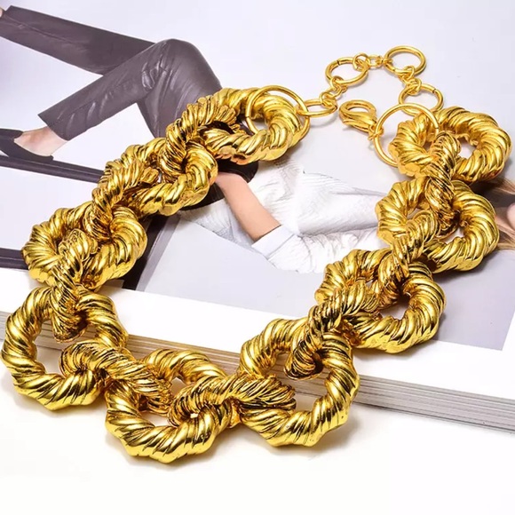 FREE SHIPPING ON ORDERS $25 + - Picture 15 of 16